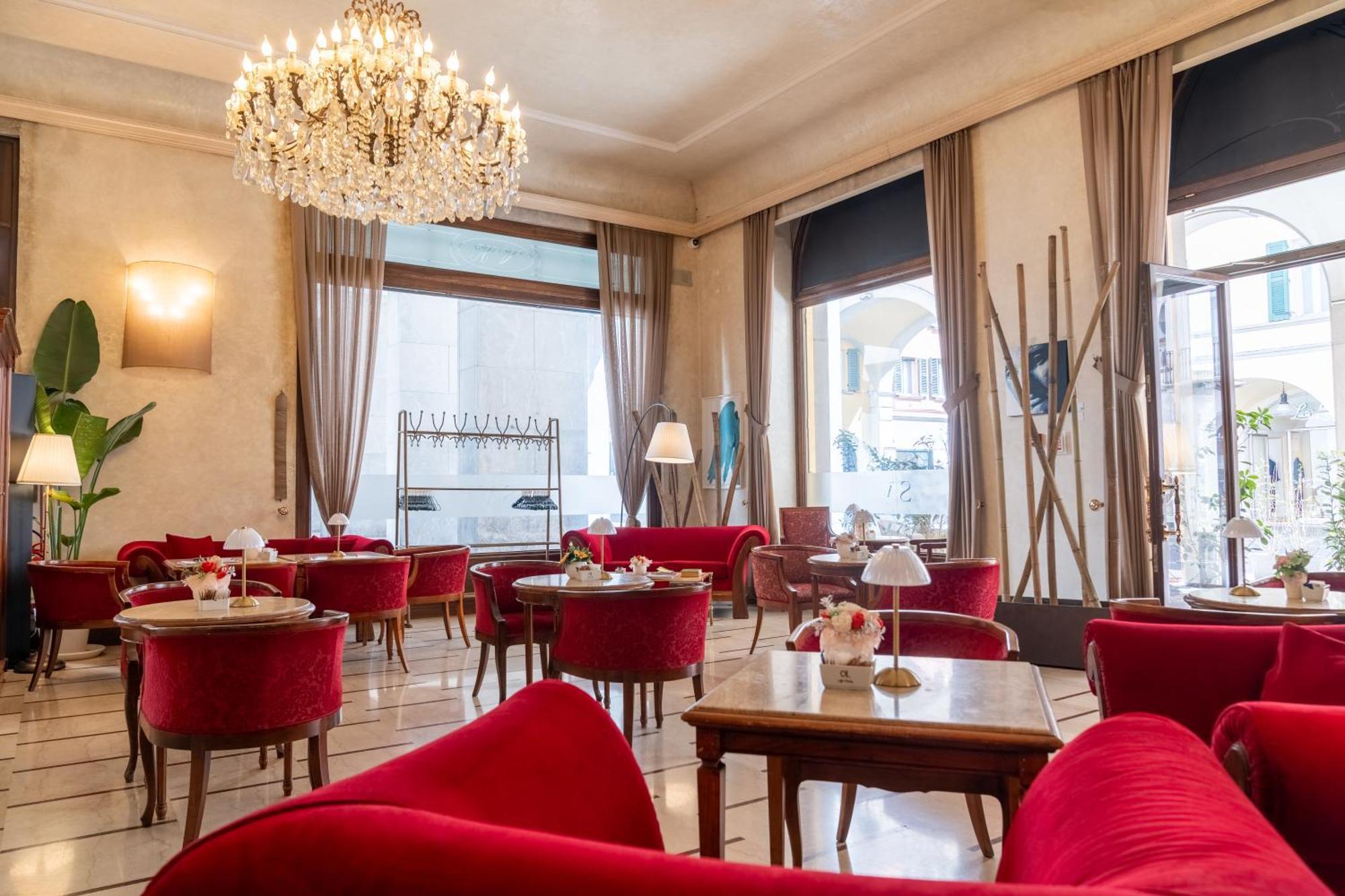 Hotel Vittoria Brescia Bagian luar foto